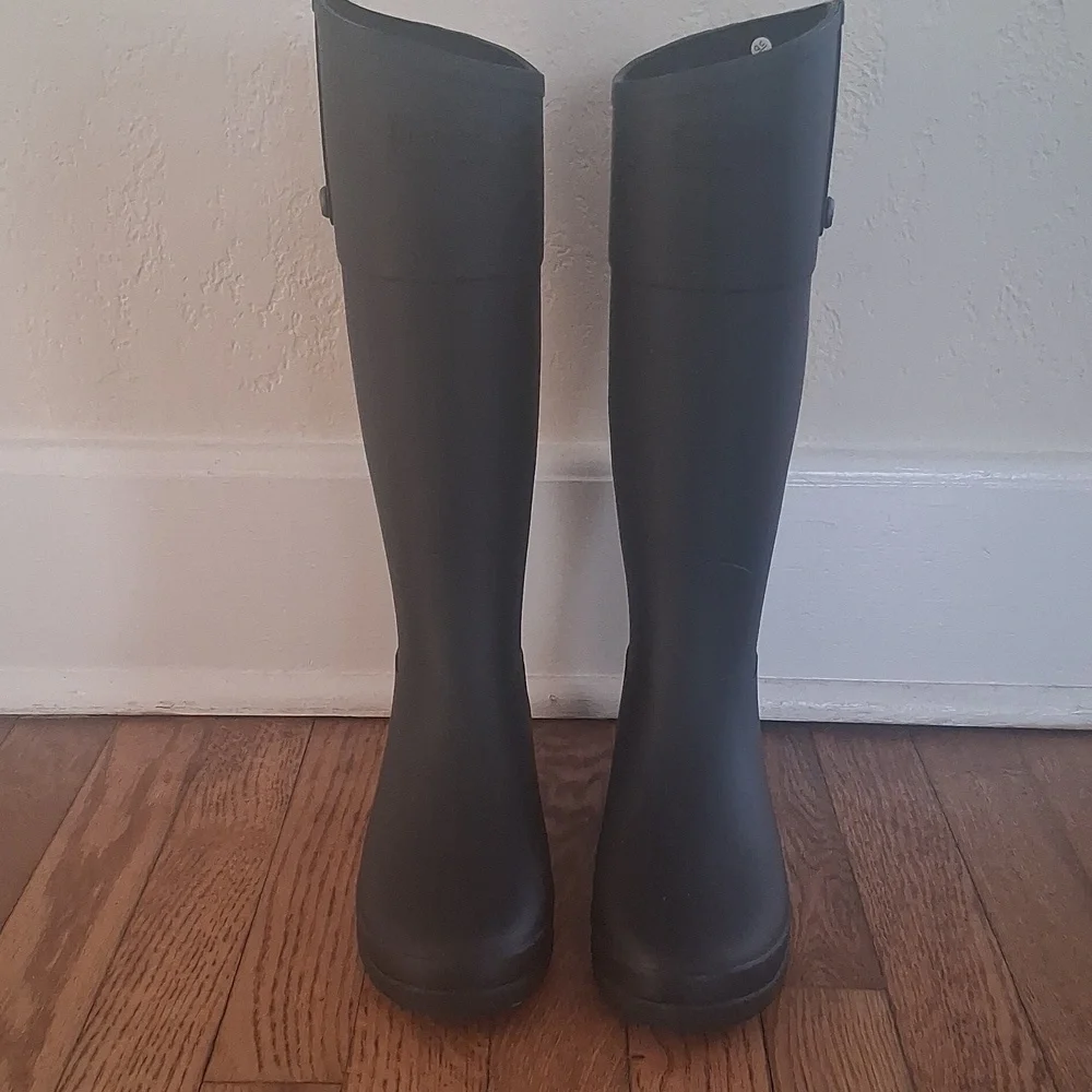 Hunter Refined Riding Boot - Picture 3 of 8